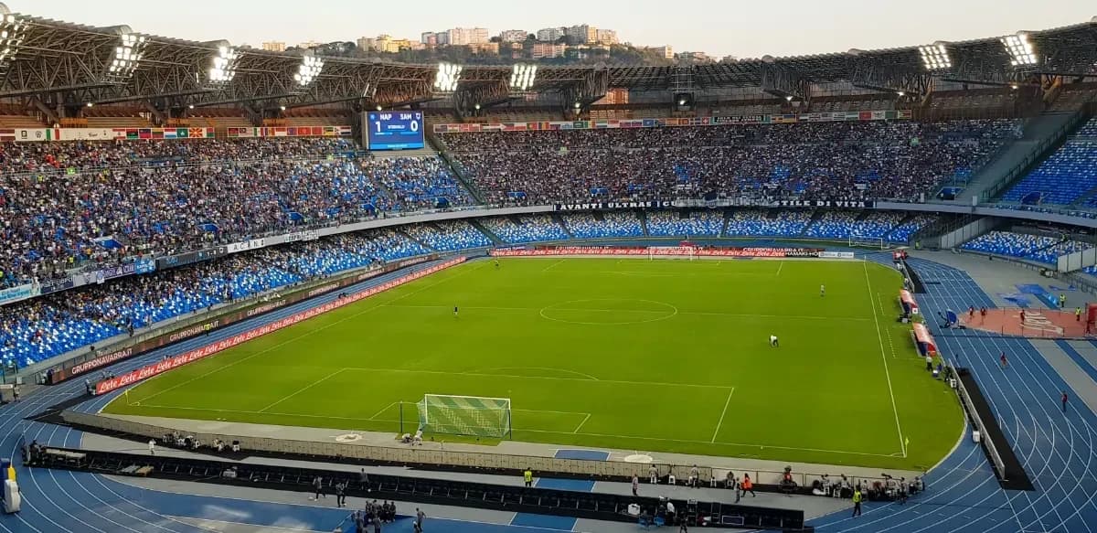 Stadio Diego Armando Maradona, Neapel